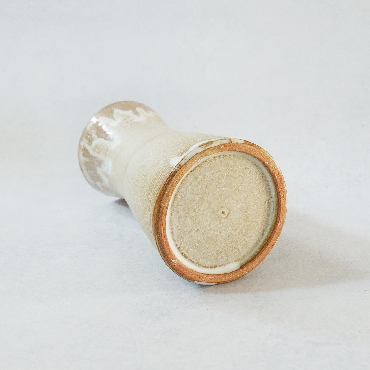 237 Antique White stem
