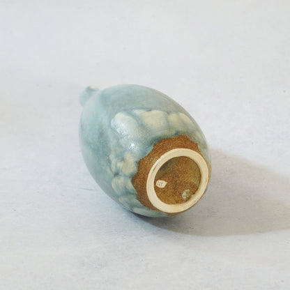 208 Fog Gray Vase