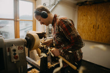画像をギャラリービューアに読み込む, NS55 - Small Live Edge Bowl（Franz Keilhofer GERMANY）
